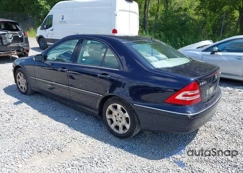 2006 Mercedes-Benz C 280 Luxury 4Matic из США, поврежденный, VIN WDBRF92H66F762735